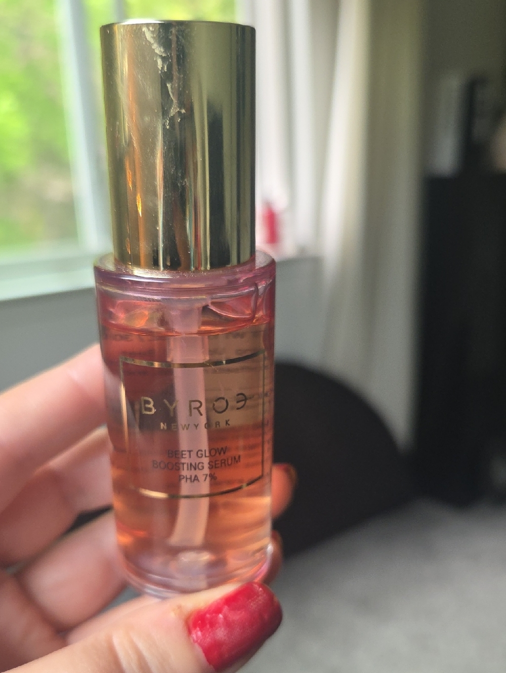 BYROE Beet Glow Boosting Serum - Pink/Gold Bottle